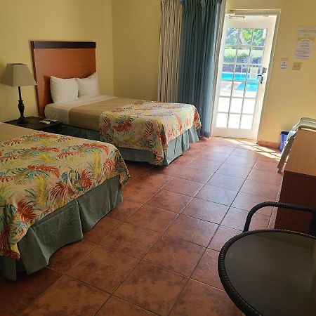 Hotel Lucia Beach Yabucoa Exteriör bild